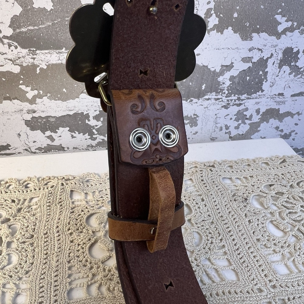 Miss Me Leather Belt Women's Sz 34 Antique Brass Tone Hearts Buckle Y2K Bling - Picture 7 of 8